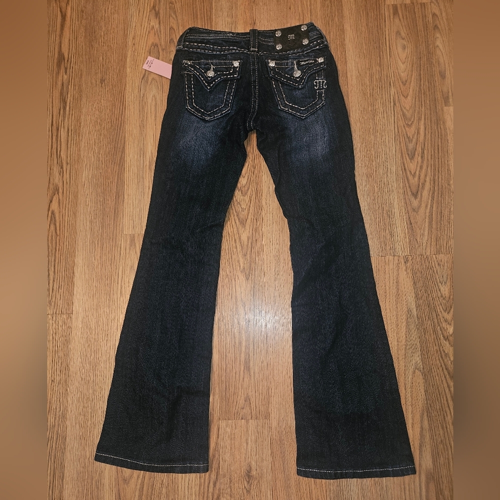 Girls Miss Me Jeans - Picture 2 of 6